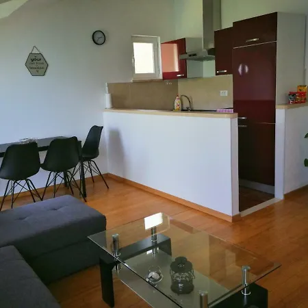 Liana Apartment Sobra