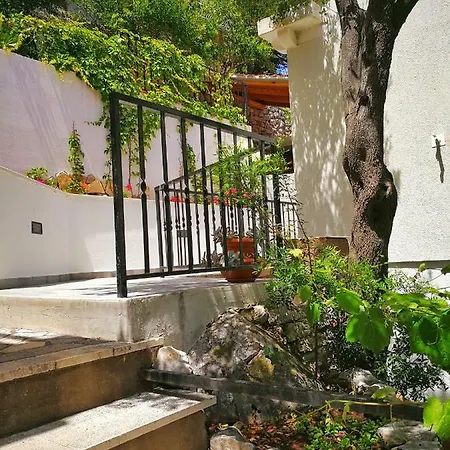 Liana Apartment Sobra
